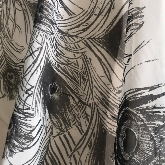 Blouse - Picture 3 of 3